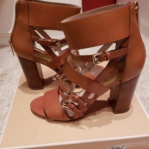 Michael Kors Tan Winston Strappy Sandal Size 7